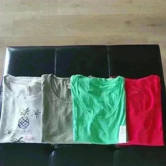 💚BUNDLE 4pcs. T-shirts Brand New Size: S Xhilaration|Mossimo|a new day - Picture 6 of 6